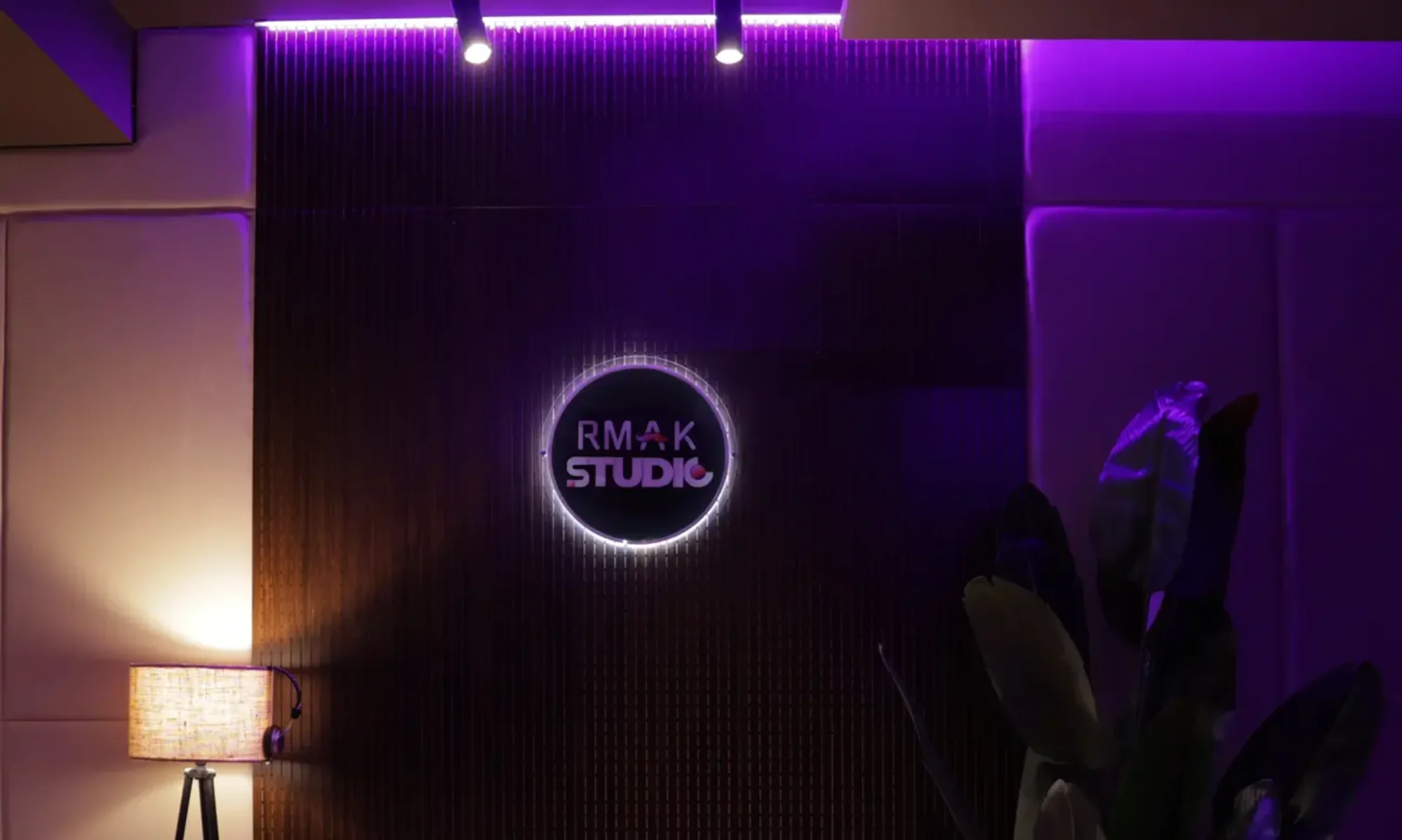 cropped Rmak Studio Inside